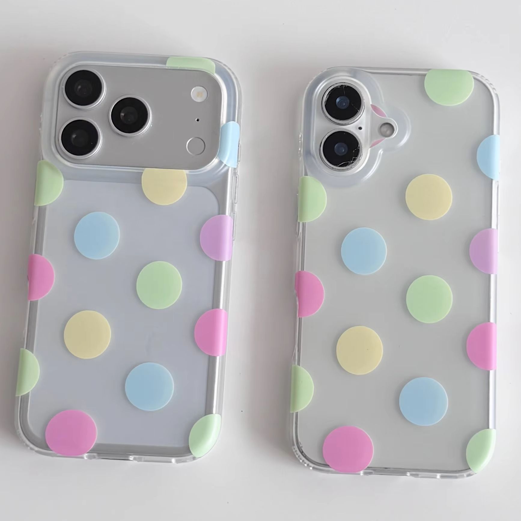 غطاء هاتف كوري ملون بنقاط البو - مراجعة Phone Cases Iphone 13 وسعره